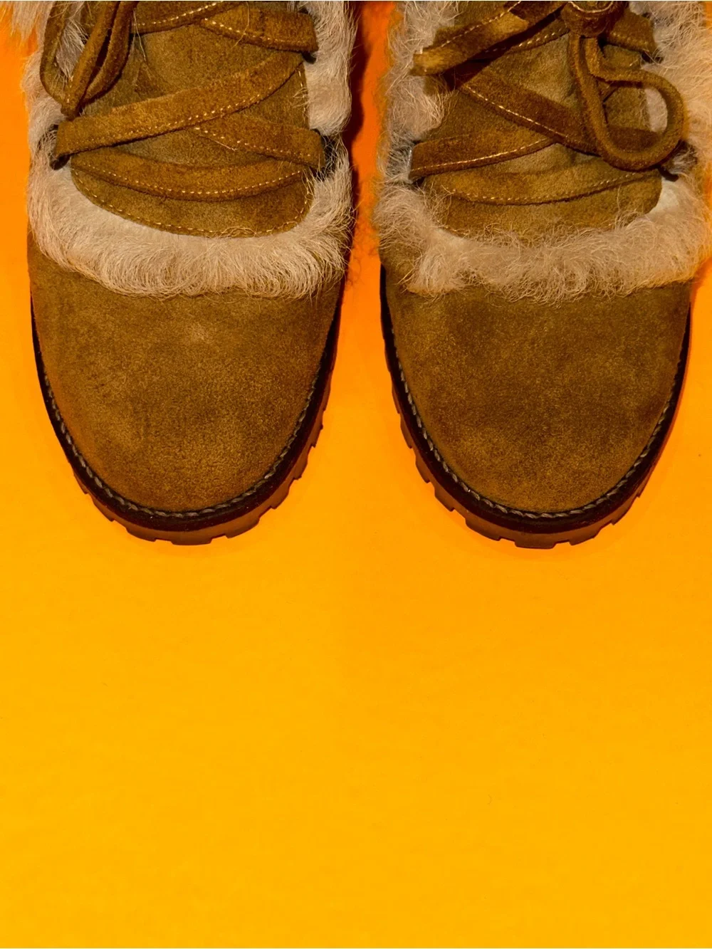 COACH P618 Kristy Tan/Camel Shearling Fur Trim Mules Heels Size 8B Made In Italy